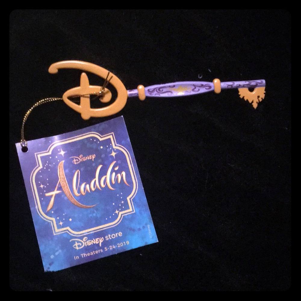 RARE Disney Aladdin key